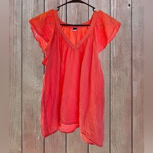 Old navy women blouse, size Lg, loose fit.